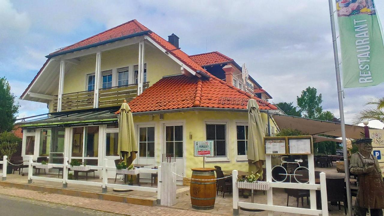 Hotel Speeter Weisenheim am Berg Exterior foto